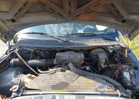 1994 Dodge Ram 2500 z USA, uszkodzony, nr VIN 1B7JC26Z5RS615917